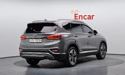Hyundai Santafe 2019, 65116 км, за 12877.43 USD