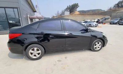 Hyundai Accent 2014, 172800 км, за 1625.17 USD