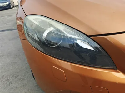 Volvo V40 2014, 199200 км, за 6368 USD - фото 2