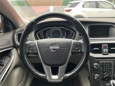 Volvo V40 2014, 199200 км, за 6368 USD - фото 14