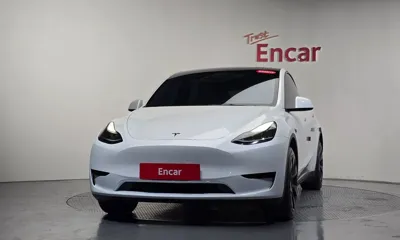 Tesla Model Y 2023, 26428 км, за 27296.43 USD