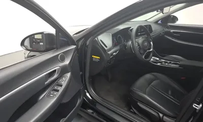 Hyundai Sonata 2020, 63246 км, за 8787.58 USD - фото 11