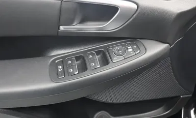 Hyundai Sonata 2020, 63246 км, за 8787.58 USD - фото 16