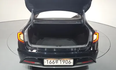 Hyundai Sonata 2020, 63246 км, за 8787.58 USD - фото 20