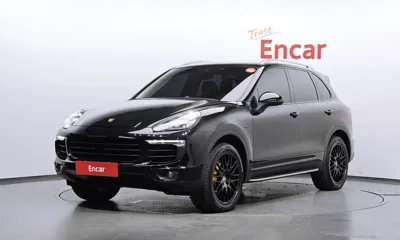 Porsche Cayenne · 2015 год