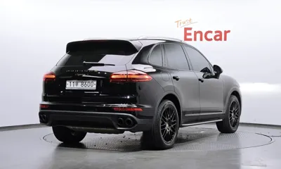 Porsche Cayenne 2015, 251589 км, за 15032.17 USD