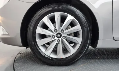 Hyundai Sonata 2013, 63575 км, за 4688.41 USD