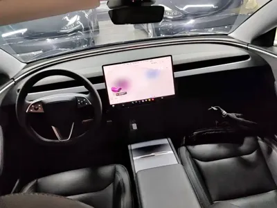 Tesla Model 3 2024, 55000 км, за 24970.09 USD - фото 6