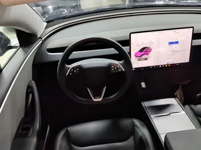 Tesla Model 3 2024, 55000 км, за 24970.09 USD - фото 7
