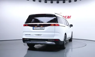 Kia Canival 2021, 118947 км, за 14441.38 USD