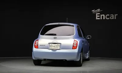 Nissan March 2002, 118350 км, за 2636.27 USD