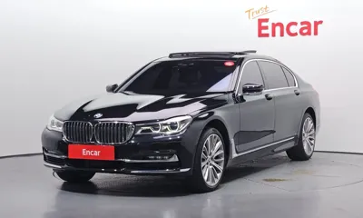 BMW 7-Series · 2018 год