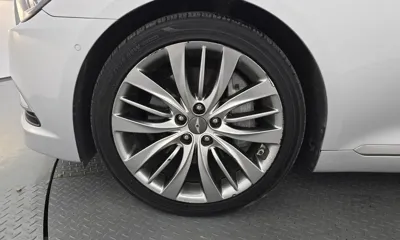 Hyundai Genesis 2014, 46062 км, за 10994.02 USD