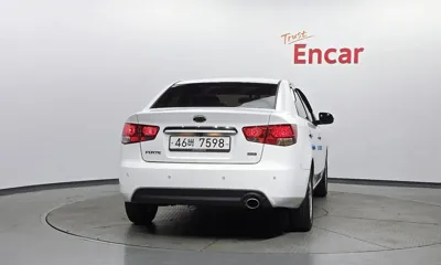 Kia Porte 2013, 68165 км, за 2275.24 USD