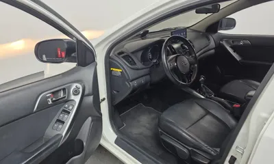Kia Porte 2013, 68165 км, за 2275.24 USD - фото 10