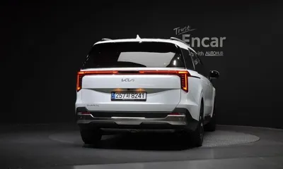 Kia Canival 2025, 10296 км, за 27296.43 USD