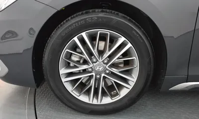 Hyundai Grandeur 2018, 55941 км, за 9246.59 USD