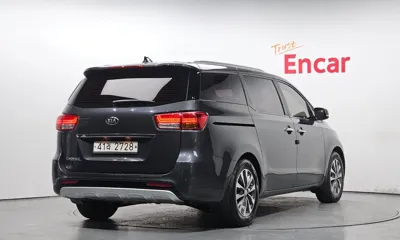 Kia Canival 2017, 156858 км, за 5448.34 USD