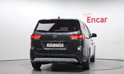 Kia Canival 2017, 156858 км, за 5448.34 USD