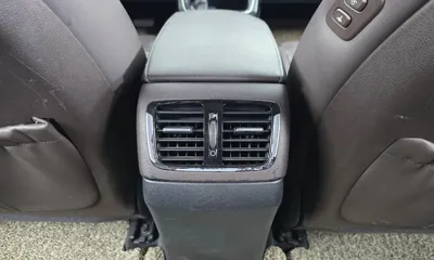 Hyundai Grandeur 2018, 254124 км, за 5854.01 USD - фото 19