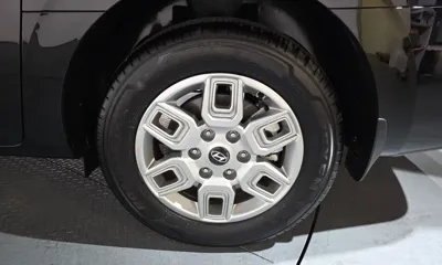 Hyundai Staria 2025, 7622 км, за 21530.79 USD