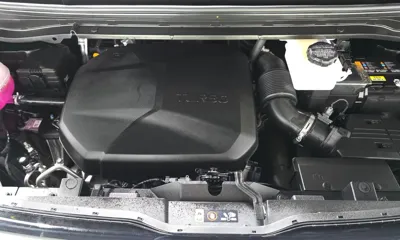 Hyundai Staria 2025, 7622 км, за 21368.09 USD - фото 6