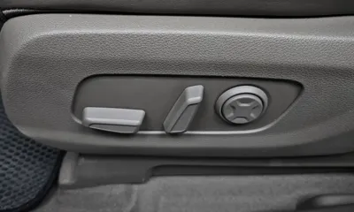 Kia Canival 2023, 157908 км, за 65636.08 USD - фото 32