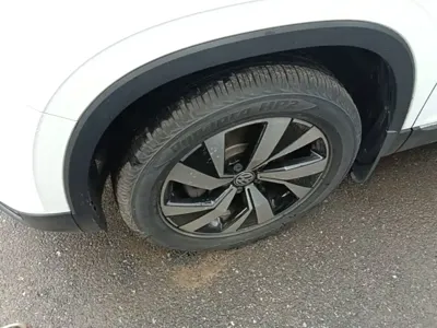 Volkswagen Tayron 2020, 47900 км, за 13581.26 USD - фото 23
