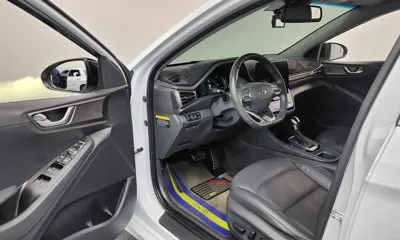 Hyundai Ioniq 2020, 120841 км, за 10437.18 USD - фото 10