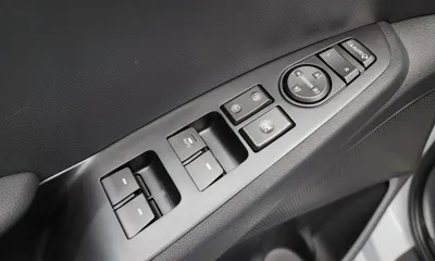 Hyundai Ioniq 2020, 120841 км, за 10437.18 USD - фото 15