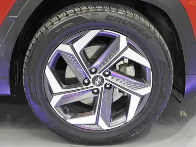 Hyundai Tucson 2021, 101600 км, за 15229.09 USD
