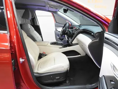 Hyundai Tucson 2021, 101600 км, за 15229.09 USD - фото 17