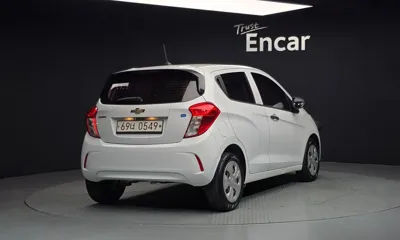 ChevroletGMDaewoo Spark 2017, 84002 км, за 2974.62 USD