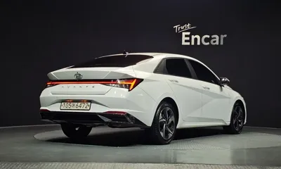 Hyundai Avante 2021, 49744 км, за 12034.88 USD