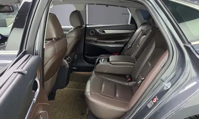 Hyundai Grandeur 2018, 107731 км, за 10744.28 USD - фото 11