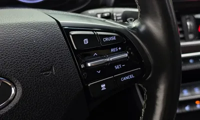 Hyundai Grandeur 2018, 107731 км, за 10744.28 USD - фото 13