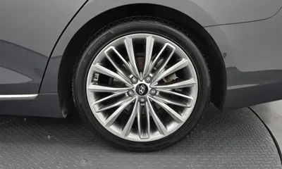 Hyundai Grandeur 2018, 107731 км, за 10744.28 USD - фото 21