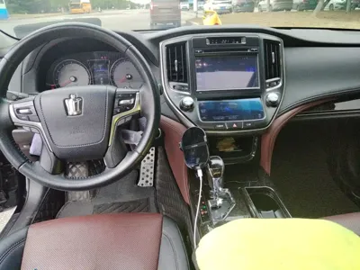Toyota Crown 2018, 128000 км, за 14760.69 USD - фото 13