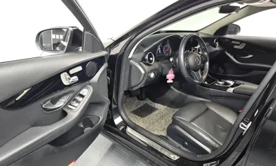Mercedes-Benz C-Class 2020, 59075 км, за 14756.54 USD - фото 10