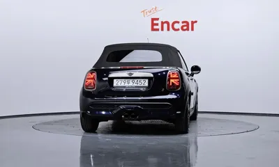 MINI Cooper Convertible 2024, 7478 км, за 21639.05 USD