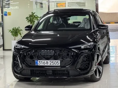 Audi Q5 2025, 20 км, за 55905.85 USD - фото 1