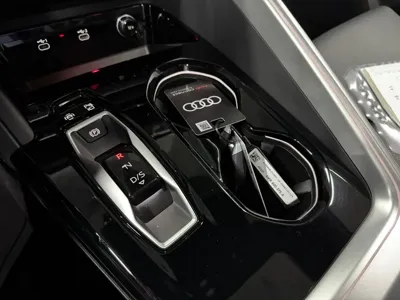 Audi Q5 2025, 20 км, за 55905.85 USD - фото 13