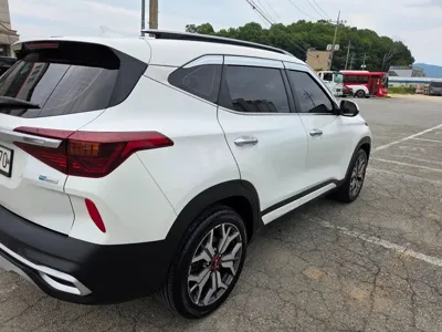 Kia Seltos 2020, 85666 км, за 10108.97 USD - фото 6