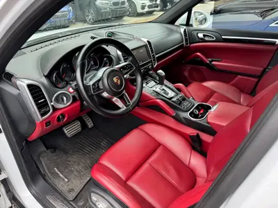 Porsche Cayenne 2015, 83000 км, за 29134.22 USD - фото 12