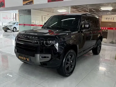Land Rover Defender 2024, 34000 км, за 96819.78 USD