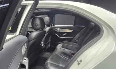 Mercedes-Benz C-Class 2016, 118137 км, за 24222.13 USD - фото 12