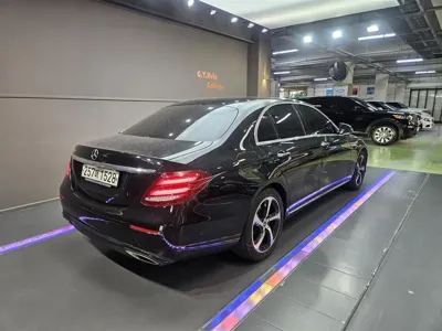 Mercedes-Benz E-Class 2020, 58309 км, за 15276.6 USD