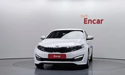 Kia K5 2012, 83133 км, за 3841.89 USD