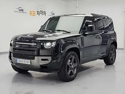 Land Rover Defender · 2022 год