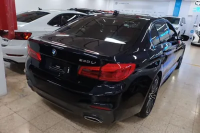 BMW 5 Series 2018, 57699 км, за 28355 USD